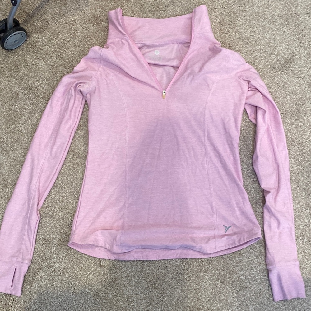 Thin activewear long sleeve